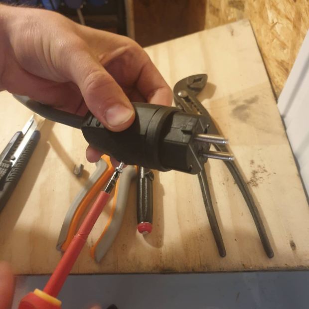 Vrijland, Electrical work, Amsterdam